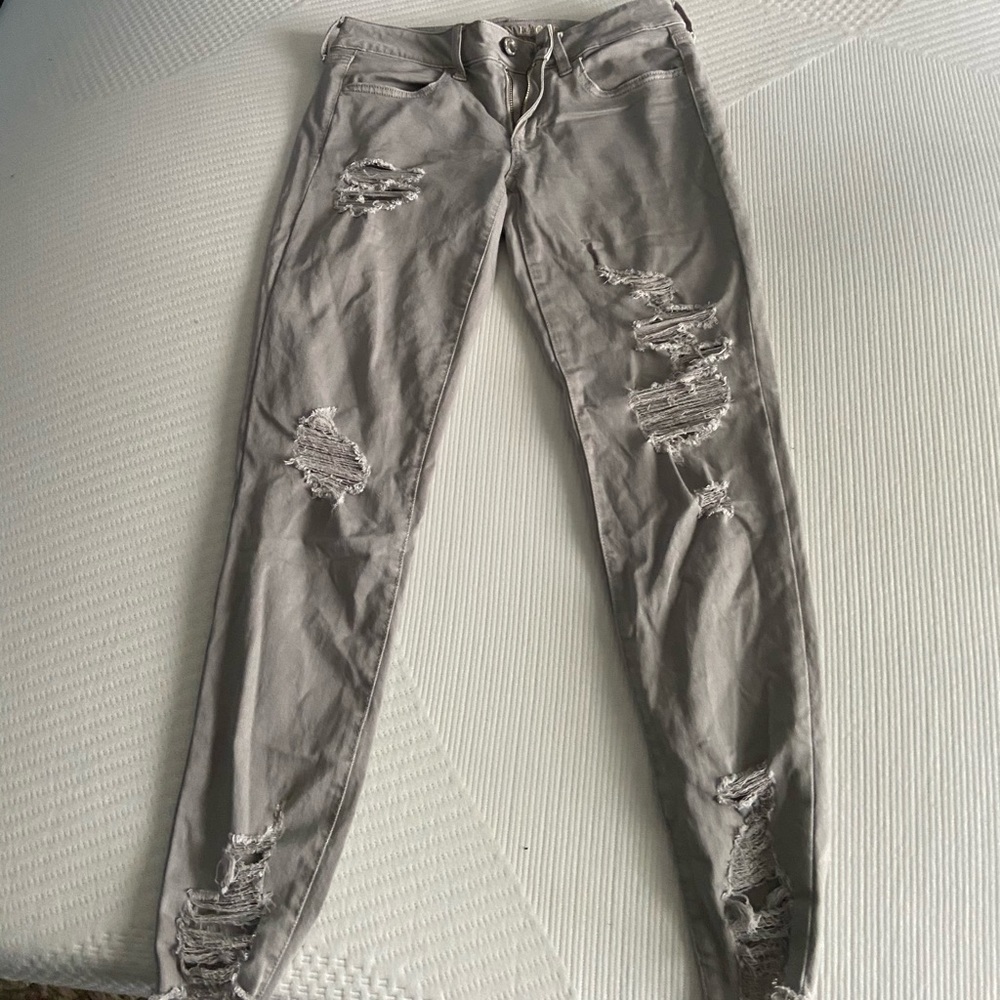 American Eagle Grey Ripped Distressed Jegging Jean